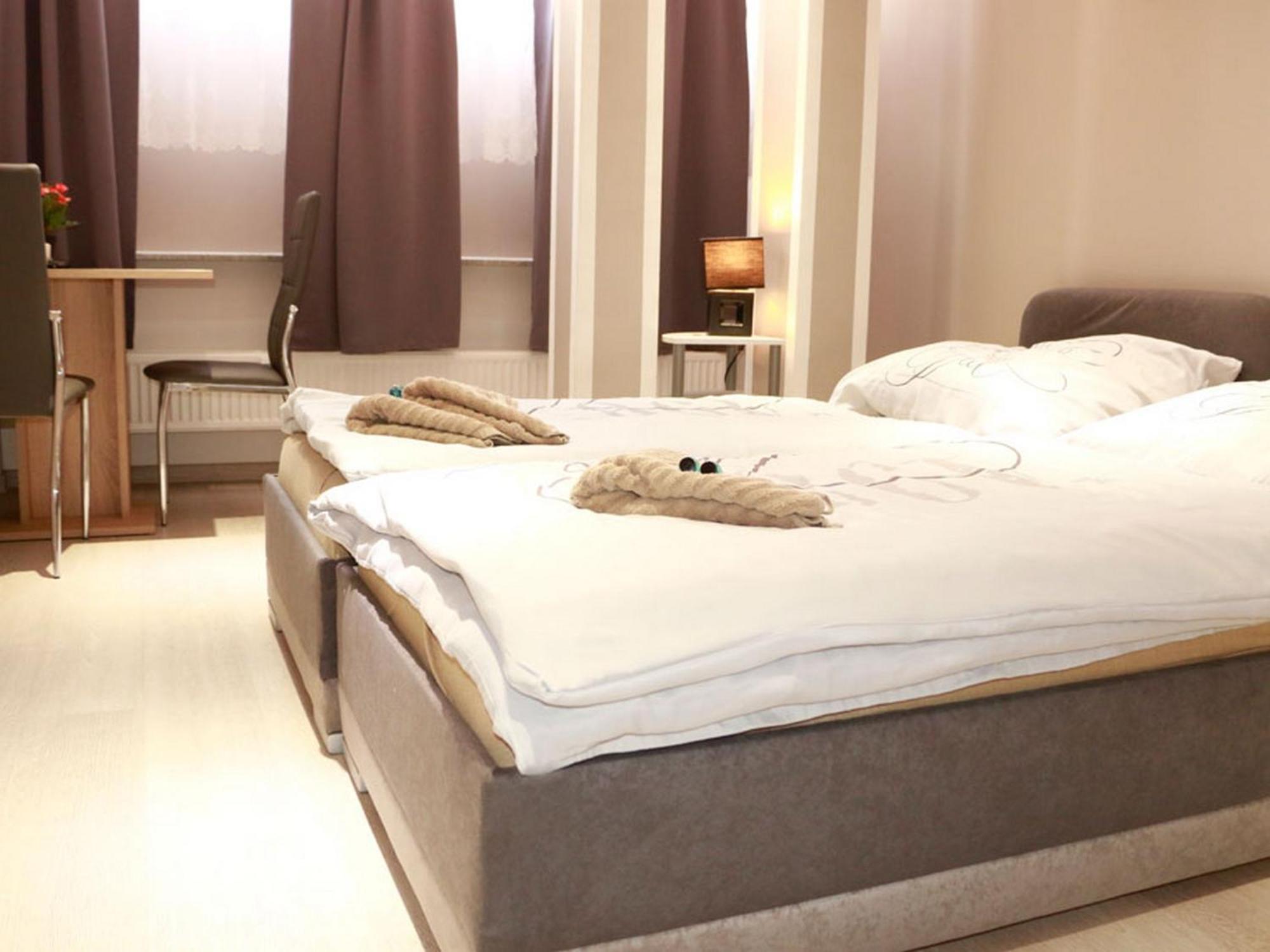 برلين Amaya Motel الغرفة الصورة