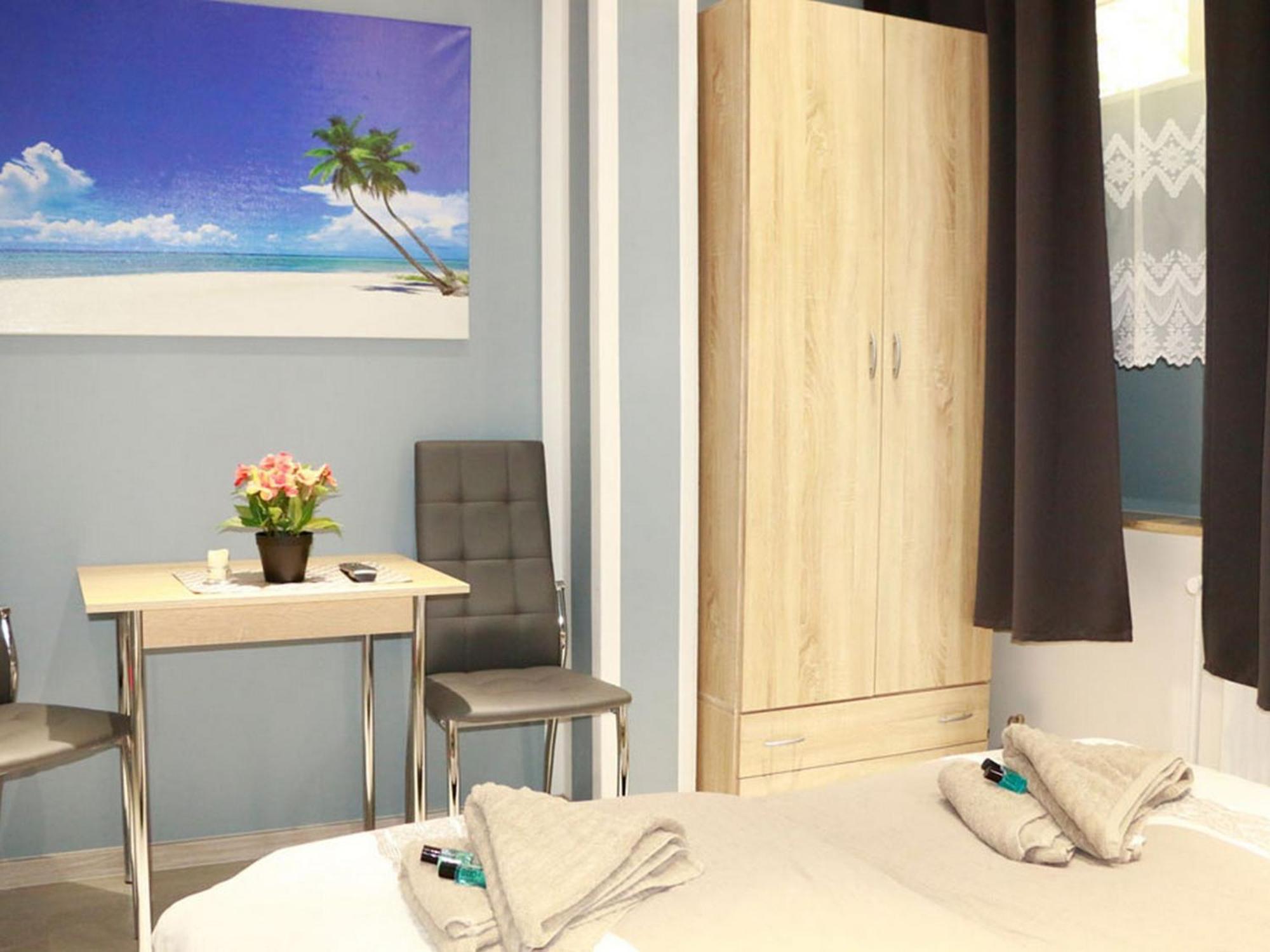 برلين Amaya Motel الغرفة الصورة